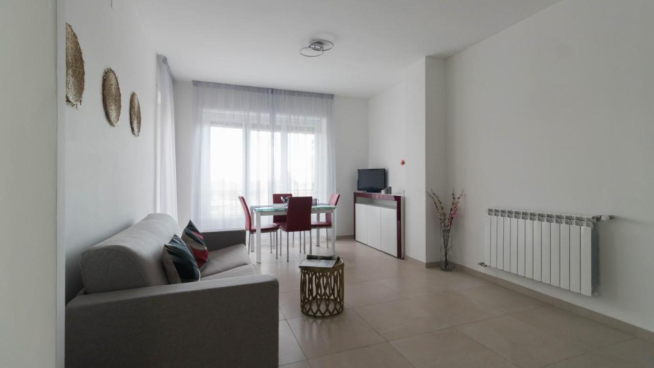 Appartement Corso Inglesi 94 *